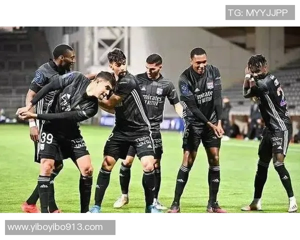 里昂与霍芬海姆激战在即谁能在欧战中脱颖而出