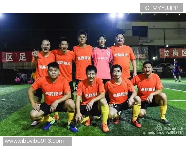 亚预赛激战在即中国香港迎战强敌朝鲜球队全力以赴争取胜利