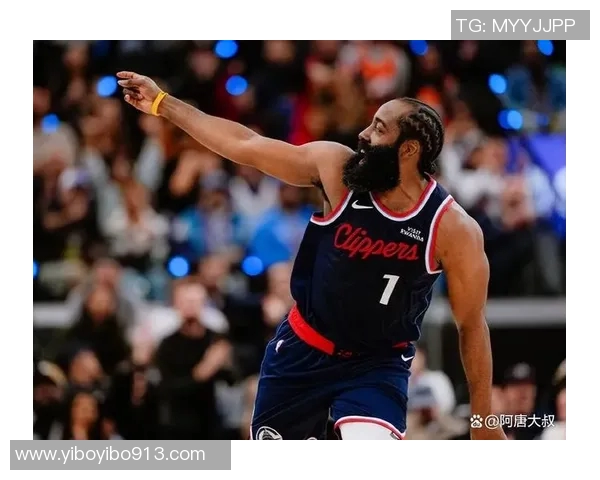 勇士与快船激战正酣2017年2月24日NBA精彩对决回顾