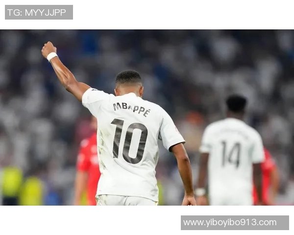 姆巴佩闪耀绿茵场引发全球热议他的未来与足坛传奇的对比分析