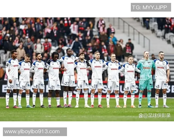 昂热与里昂对决前瞻分析双方阵容状态及战术布置探讨 昂热与里昂对决前瞻分析双方阵容状态及战术布置探讨