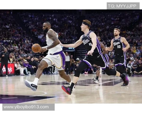 湖人对阵国王精彩回顾新浪体育带你领略比赛亮点与精彩瞬间