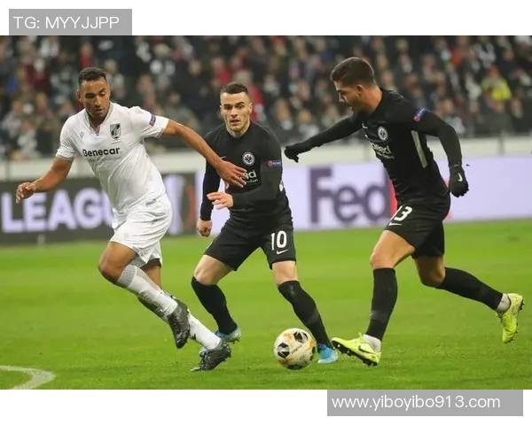 里尔主场迎战巴黎圣日尔曼谁能在法甲赛场上笑到最后